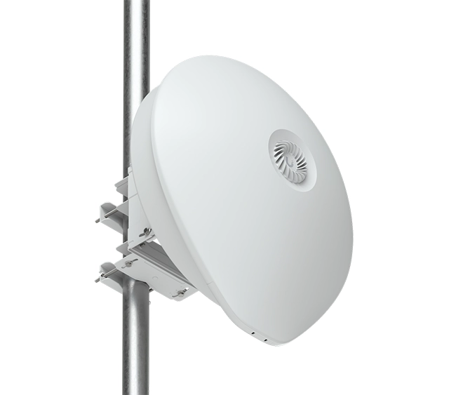 Ubiquiti airFiber 60 Xtreme-Range – (AF60-XR) P-to-P Bridge